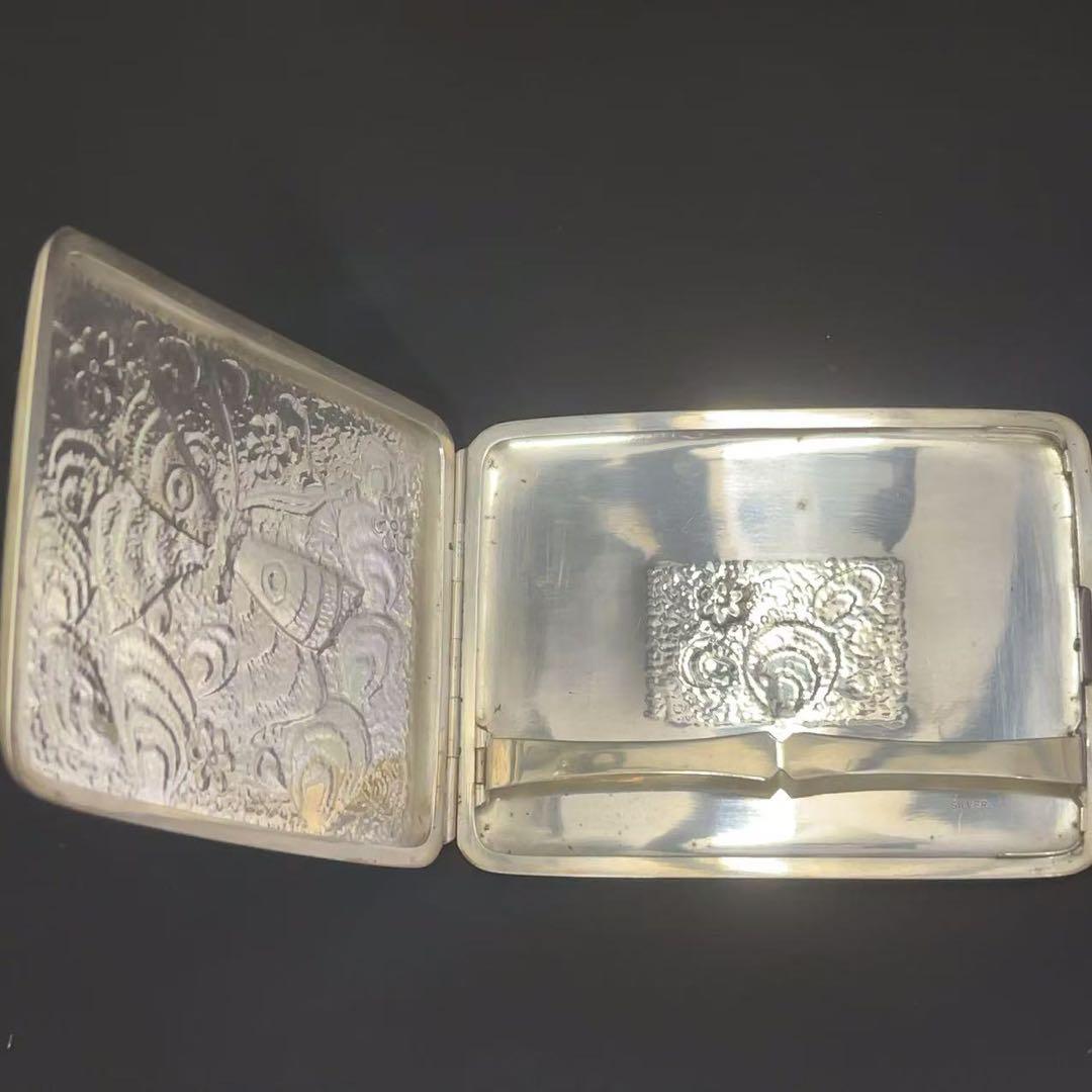彫金家 岡部達男作 純銀 SILVER製 蛾文 彫刻 シガレットケース - メルカリ