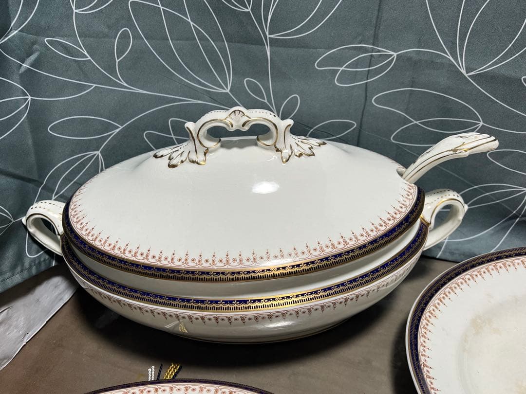 ウェッジウッド テリーヌ オーバルプレート レードルの5点セット