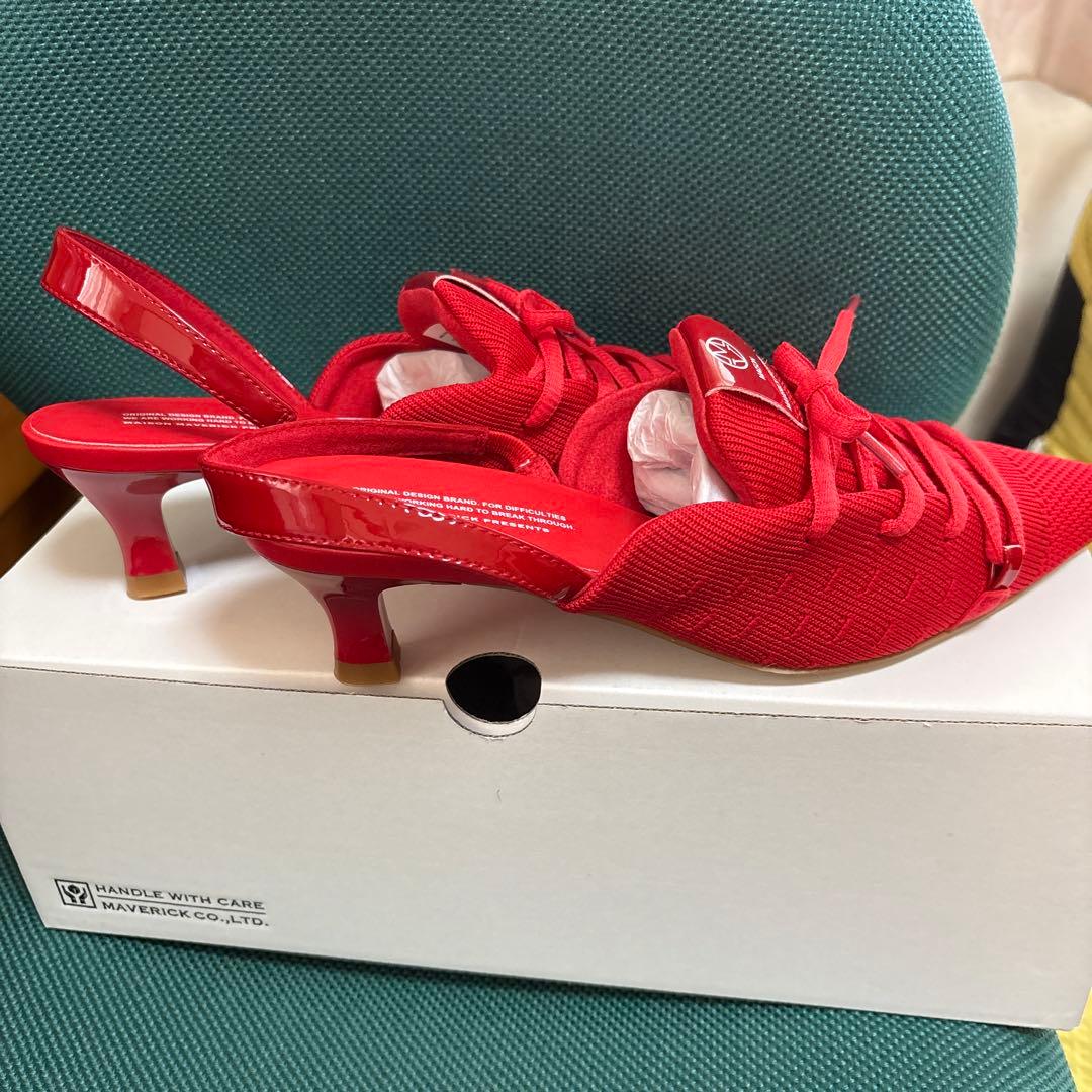 モモンガ❣️値下げ❗️新品未使用品❣️レッド ポインテッドトゥ ミュール