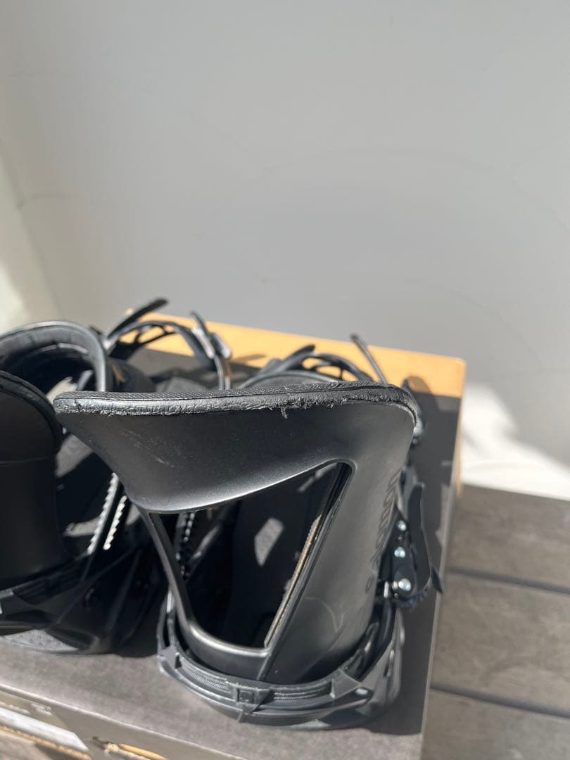 SALOMON HOLOGRAM スノーボード　ビンディング　Sサイズ