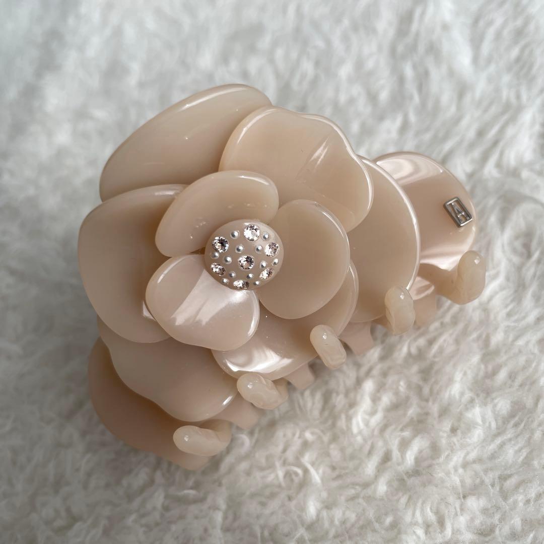 アレクサンドルドゥパリ 希少★ カメリア ベージュ クリップ