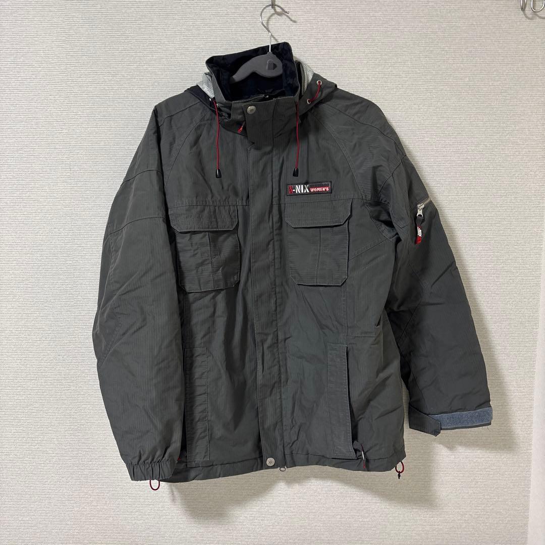 【年末最後の値引き】X-NIX 女性用 スノーボードジャケット Mサイズ グレー