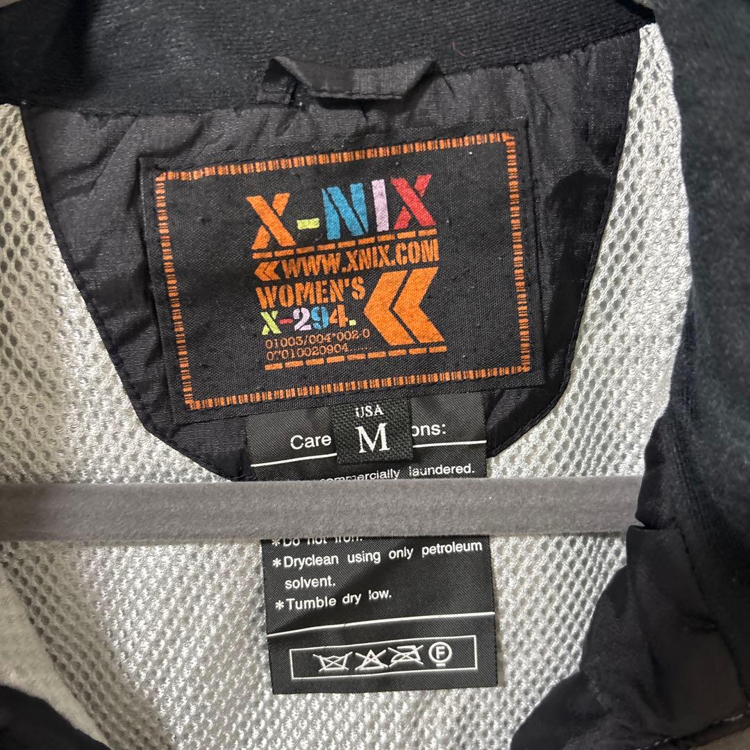 【年末最後の値引き】X-NIX 女性用 スノーボードジャケット Mサイズ グレー