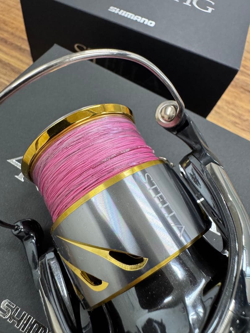 み*こ様 【極上品】14'ステラ4000HGパワーハンドルノブカスタム、スペアス