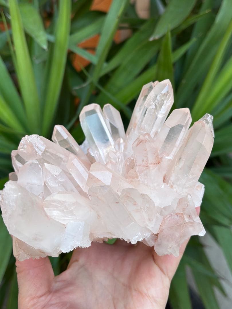 ピンク水晶クラスター　フラワークォーツ　花型　1.726g 豪華　美麗　天然石