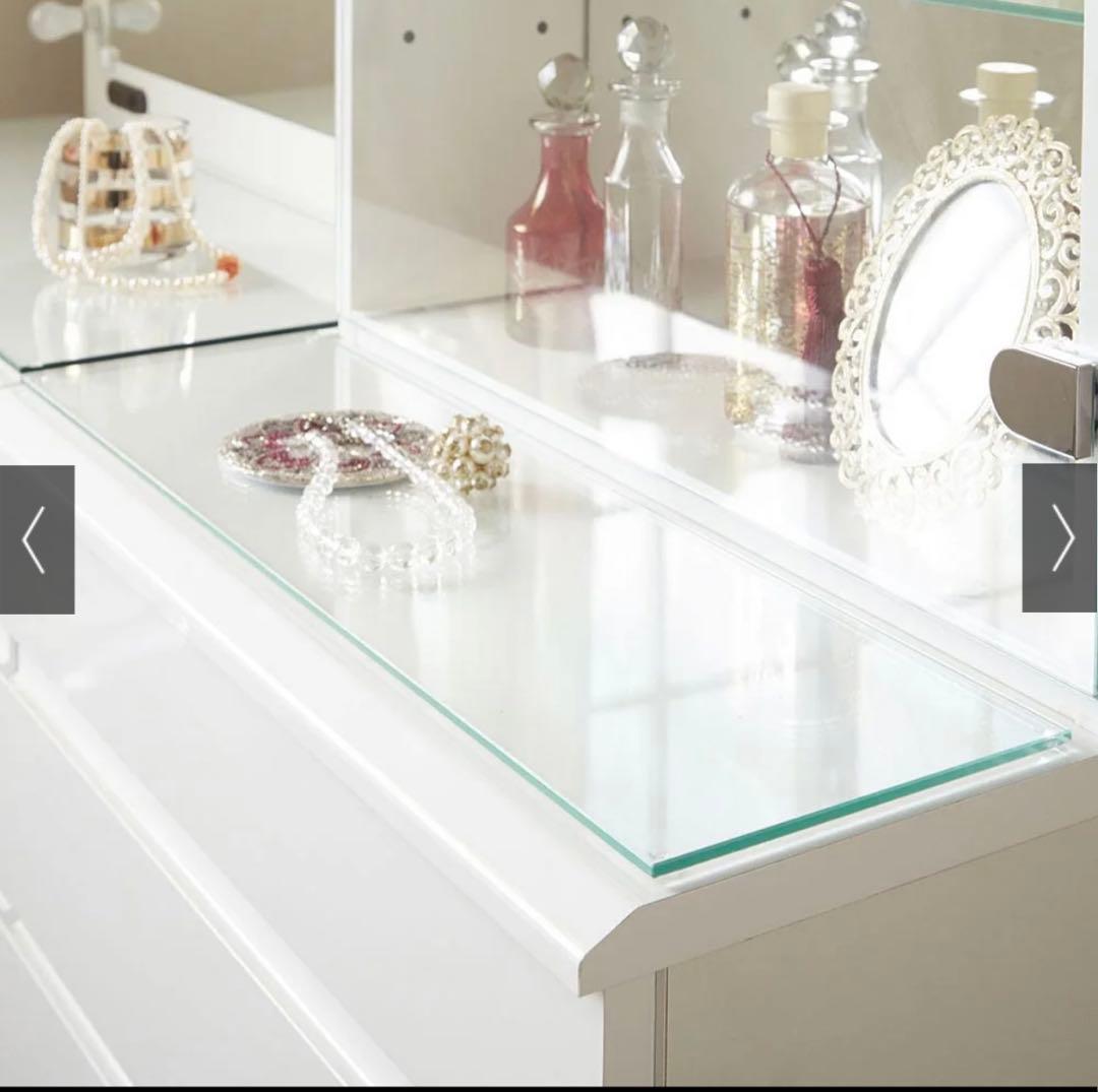 【新春セール】未使用品 LEDライト付女優ドレッサーキャビネット60cm