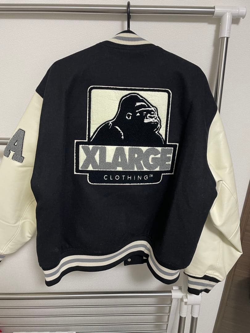 XLARGE エクストララージ　スタジャン