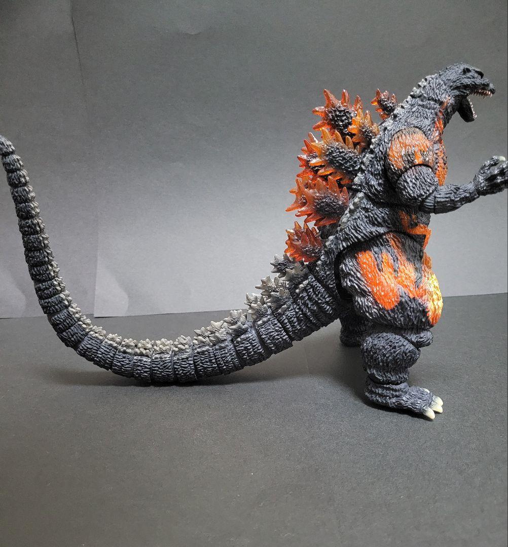 S.H.MonstersArts ゴジラ(1995) 70周年特別記念Ver.
