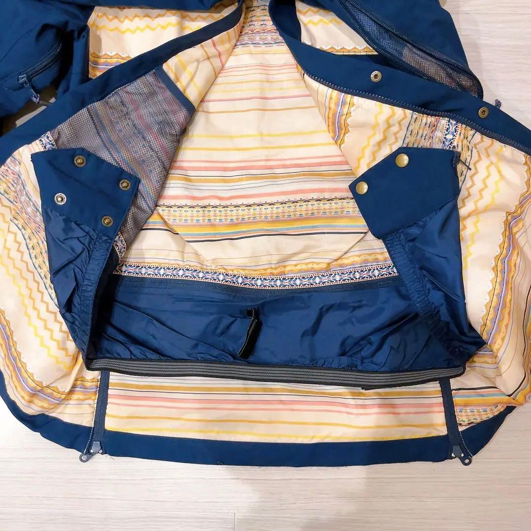 【お値下げ中❗️】 BURTON スノボウェア 上下セット レディース