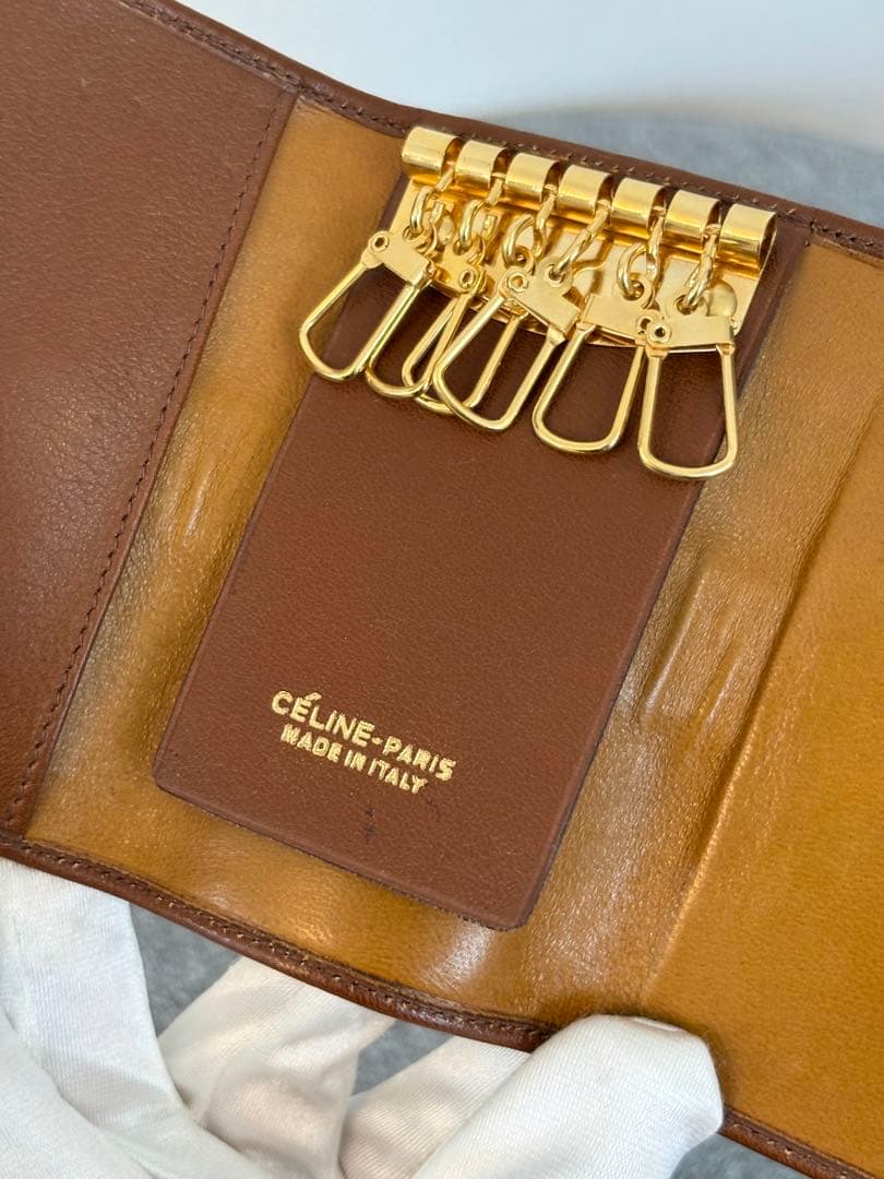 【箱付き】【極美品】セリーヌ マカダム柄 キーケース ゴールド 馬車金具 240