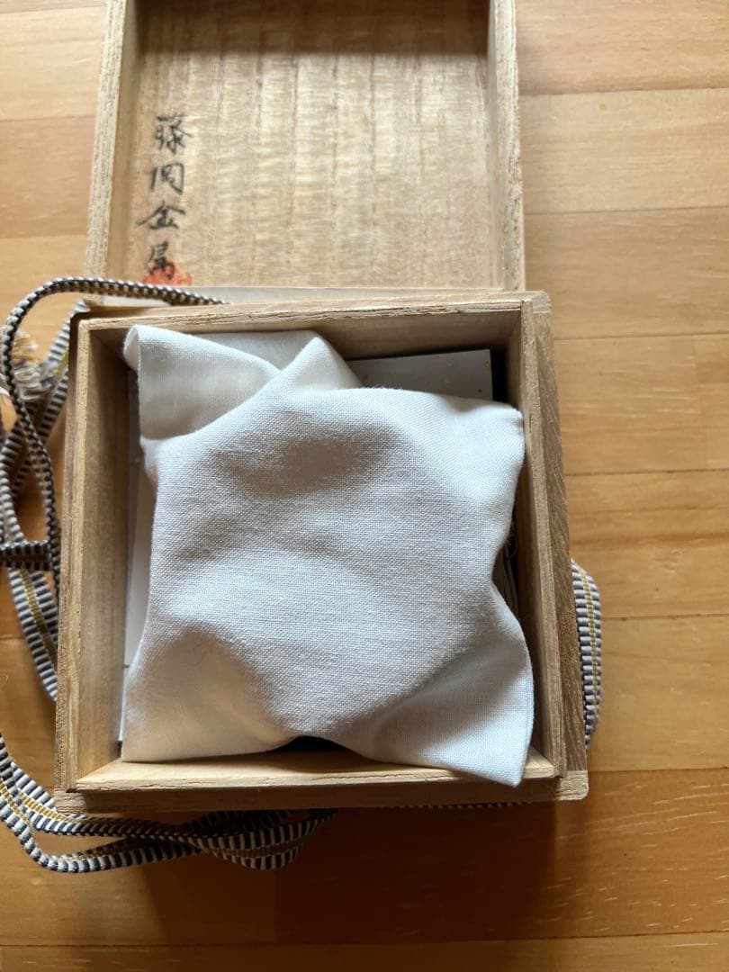 サスクワッチファブリクス MAREBITO LEAF BANGLE GOLD - メルカリ