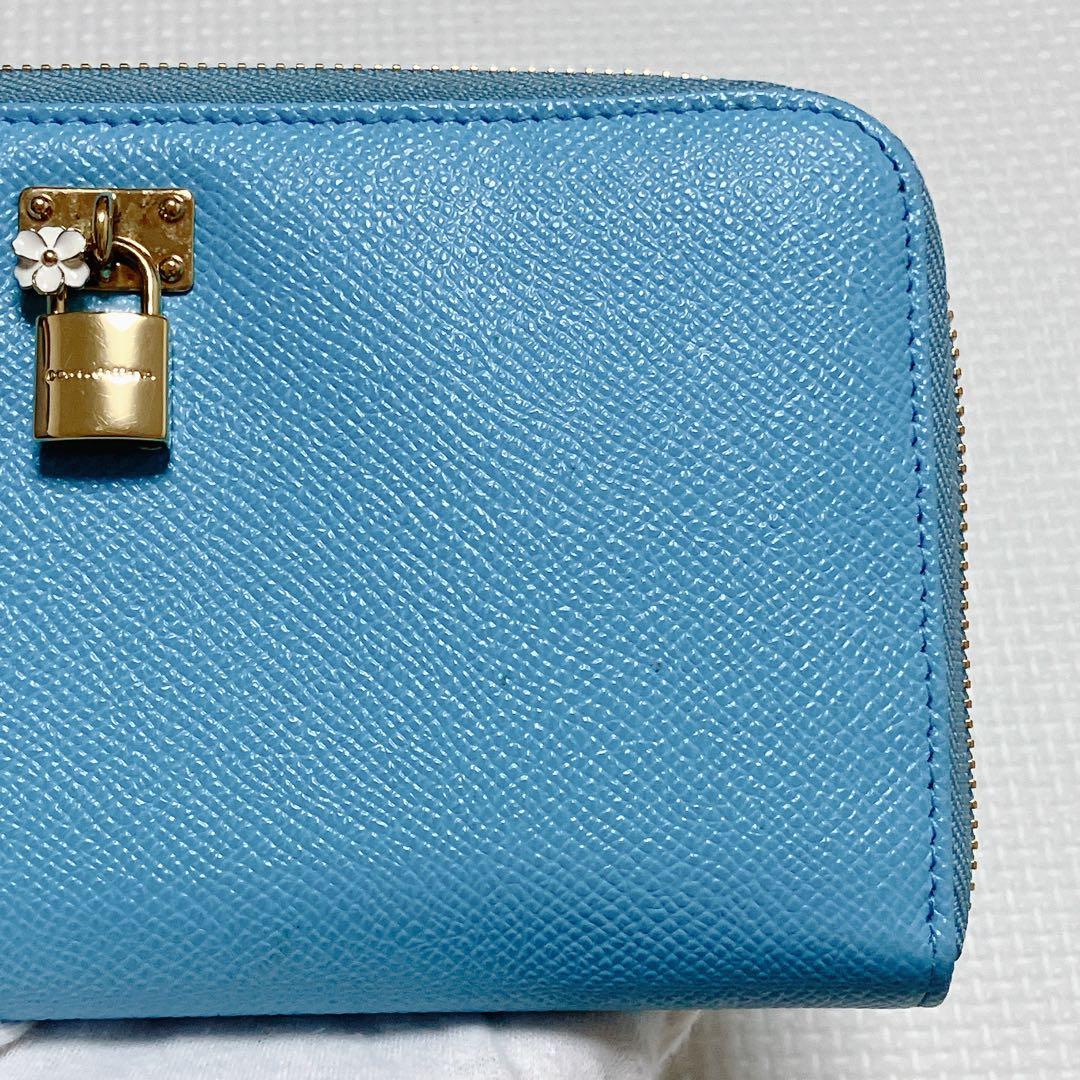 未使用 ドルチェ＆ガッバーナ レザーラウンドジップ長財布 水色 カード付き