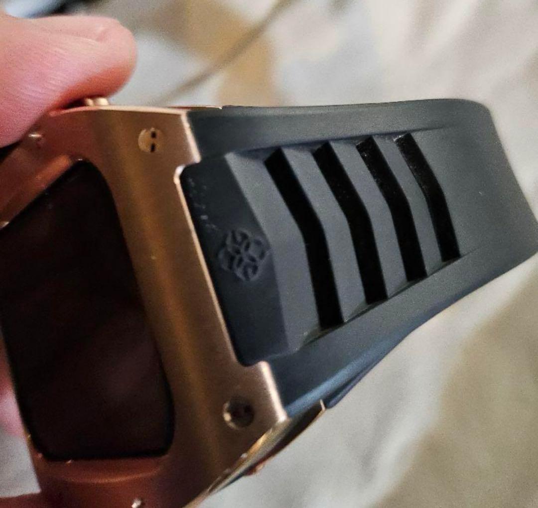 RST45 45mm Apple Watch ケース　ゴールデンコンセプト