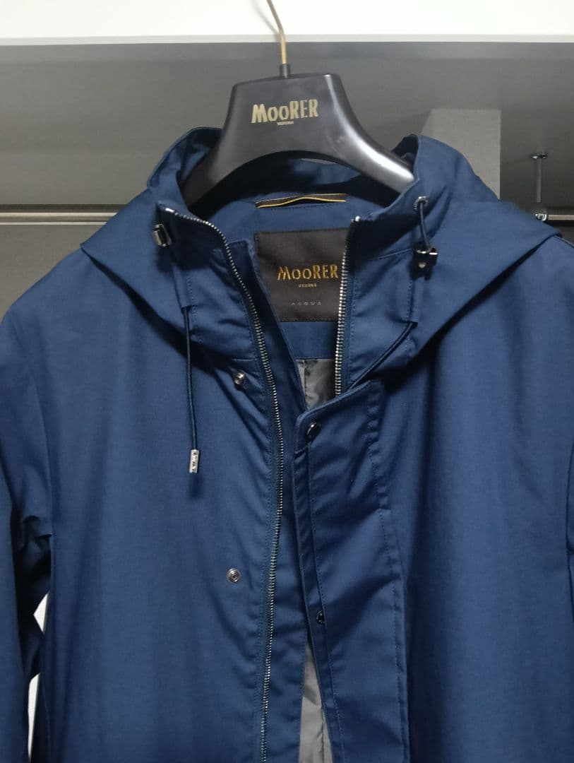 ムーレー ウィルソンMOORER WILSON フーデッドコート 48 ブルー