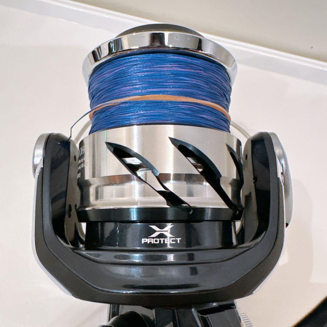 シマノ ツインパワー SW8000HG + バリバス4号ライン