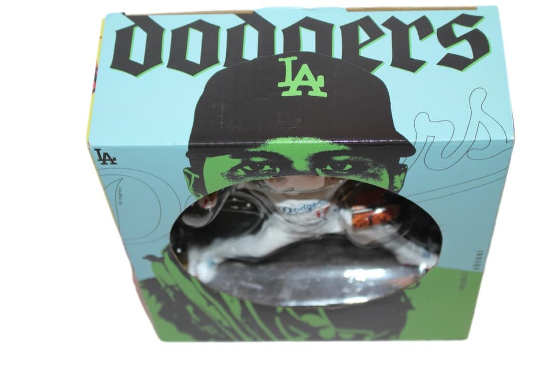 大谷翔平 ボブルヘッド 50/50 ピッチャー　 2025年９月10日配布