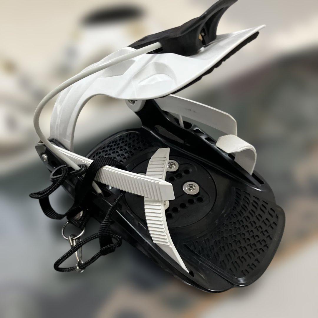 キスマーク★スノーボード板・靴・ビンディングセット（バッグ付き）