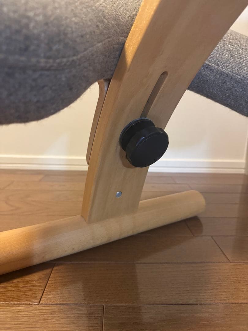 rybo社製　バランスチェア