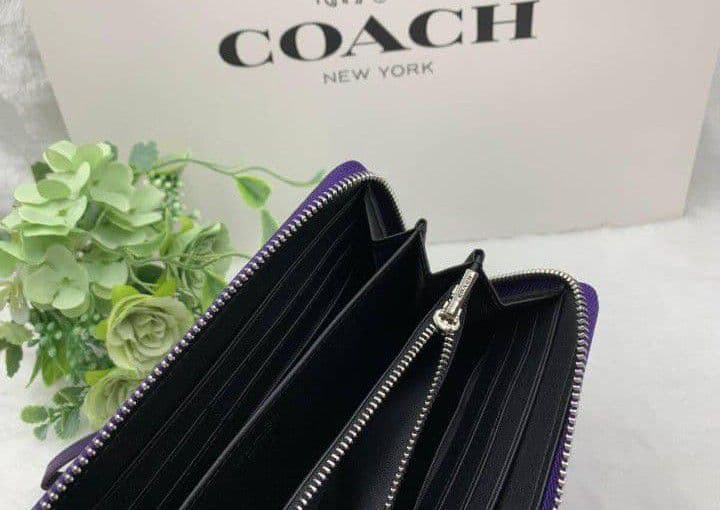 新品未使用コーチ長財布ストラップ付きパープルレディースメンズ送料無料即日発送