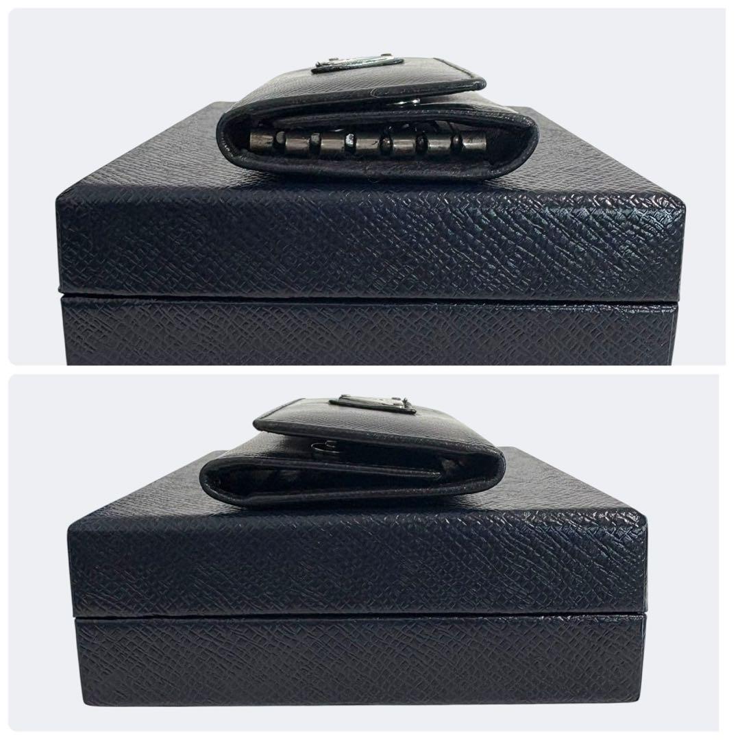 美品✨ プラダ　6連 キーケース　三角ロゴ　サフィアーノレザー　ブラック