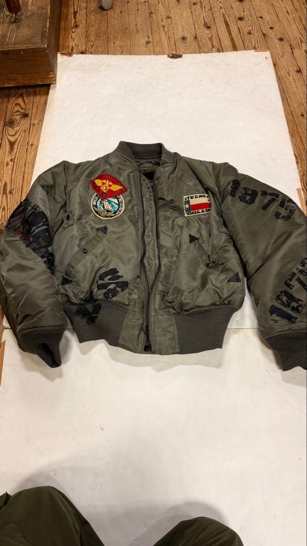 世界50着限定　avirex methodリメイク　MA-1 サイズM