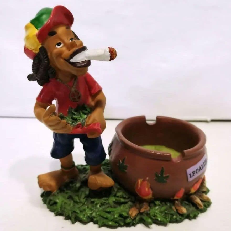 ラスタマン フィギュア 灰皿 小物入れ 置物 陶器製 ジャマイカ レゲエ