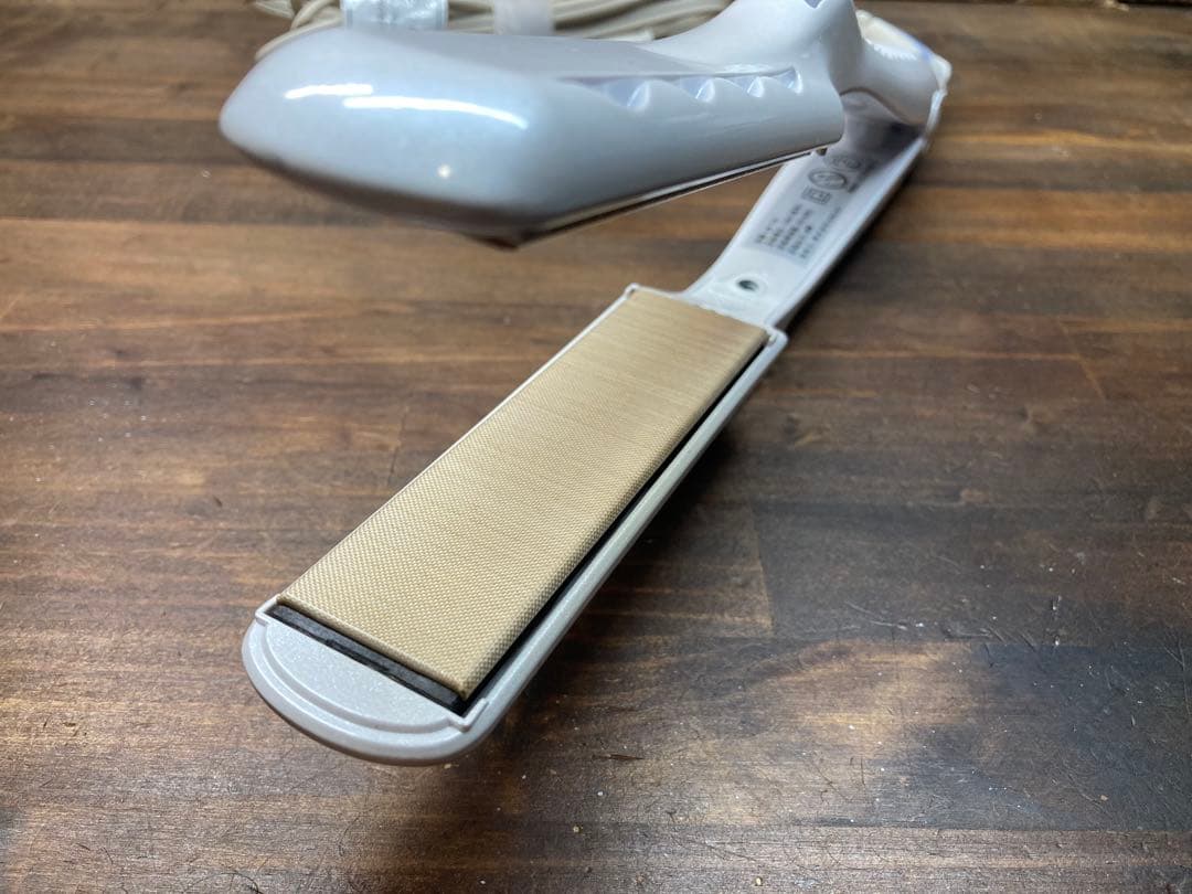 KINUJO　絹女　ストレートヘアアイロン　LM125