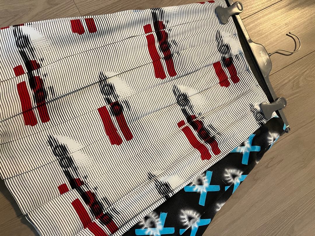 【PRADA】プリーツスカート 異素材ミックス／ランウェイコレクション