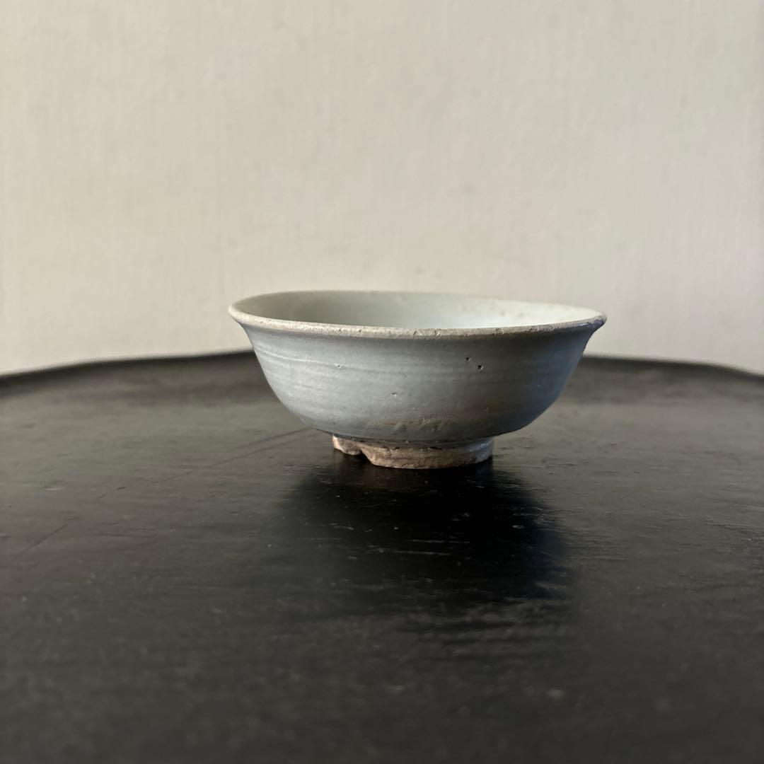 李朝盃　堅手　小鉢　白磁　酒器　小服茶碗　韓国アンティーク　古道具　民芸　古陶磁