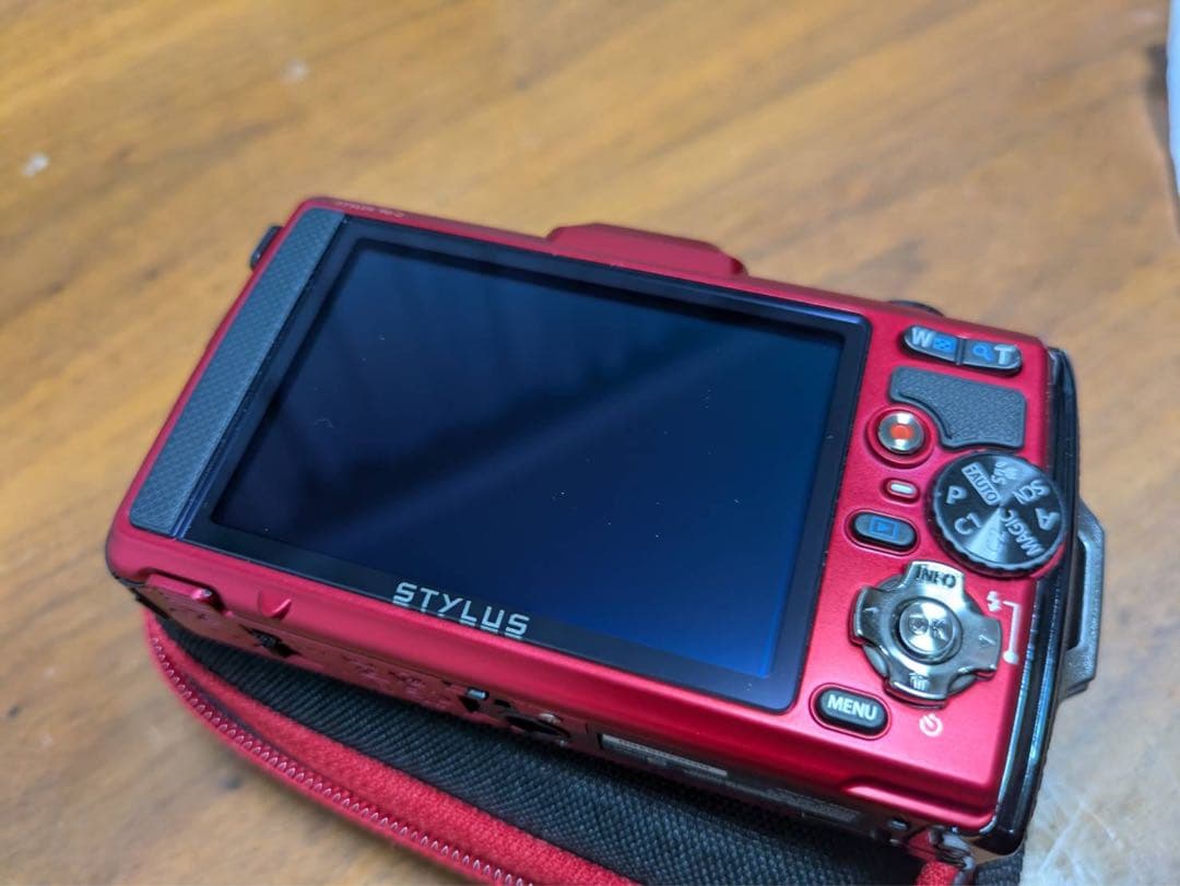 【超美品】OLYMPUS STYLUS TG-2 Tough 防水バッテリー3個