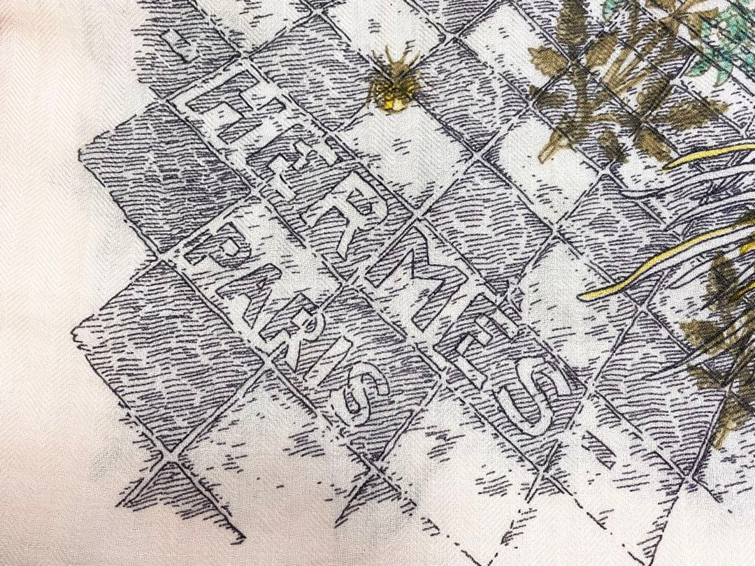 【希少！美品！】HERMES カレジェアン レイラの庭 ホワイト マルチカラー