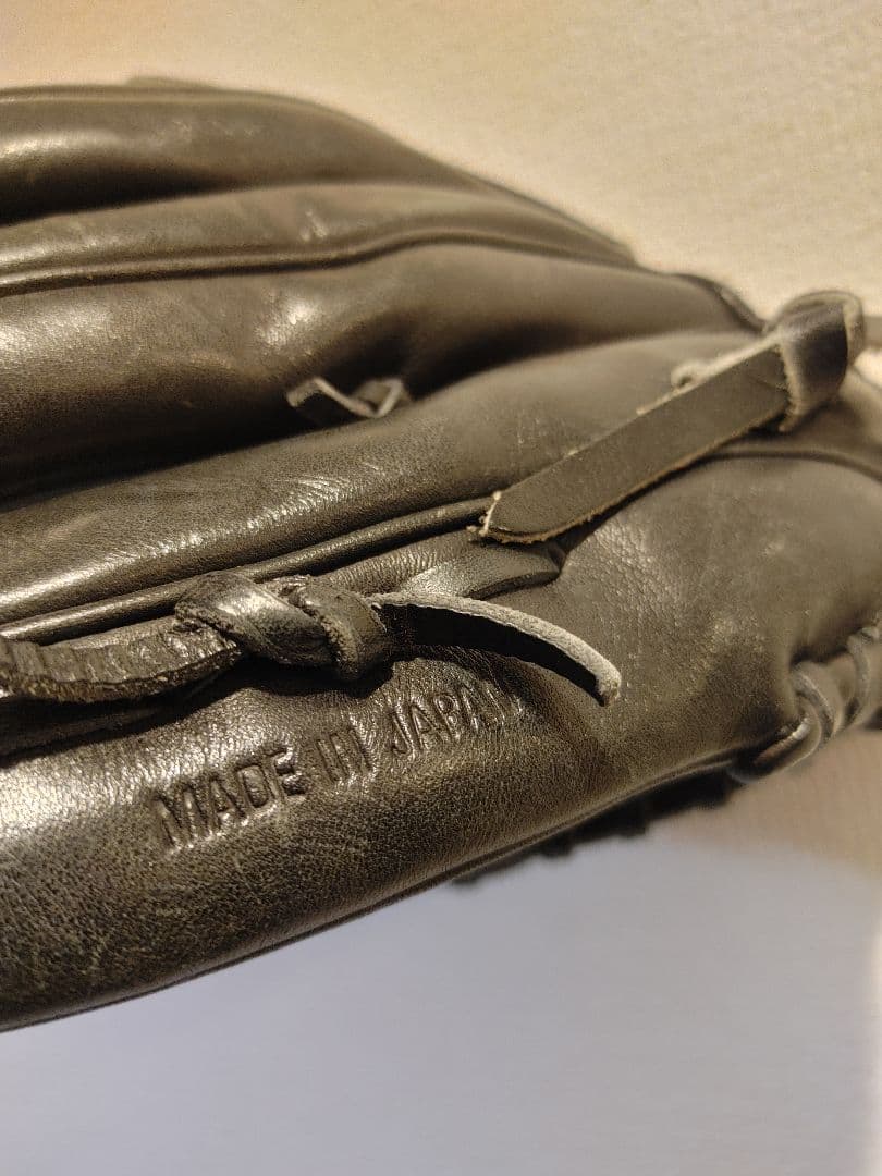 ゼット　プロステイタス　軟式　投手 右投げ　ブラック　指カバー