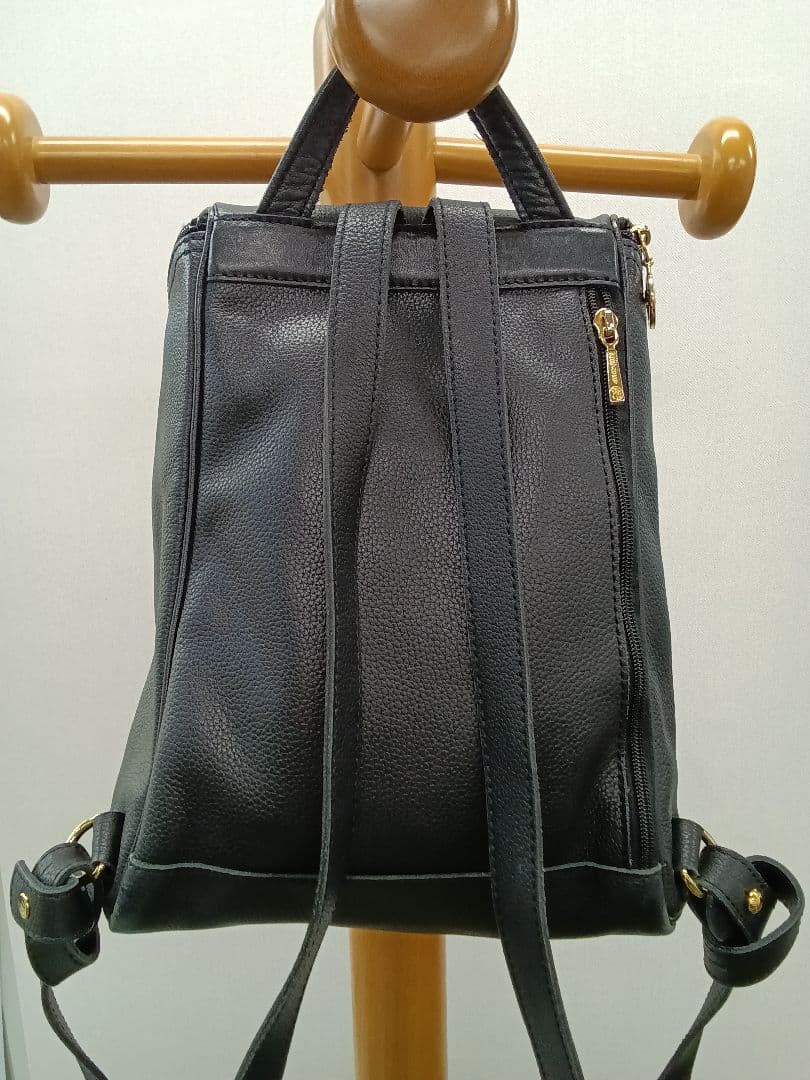 【Longchamp】レザー ブラック バックパック ジッパー付き