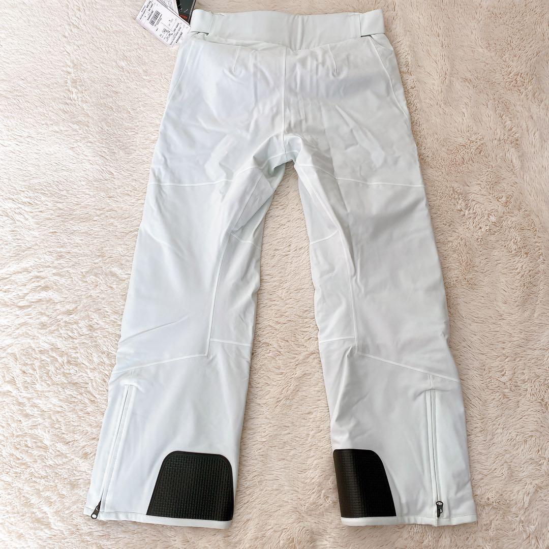 新品♪ON.YO.NE オンヨネ　メンズ　L　スキーウェア　上下セットスノボー白