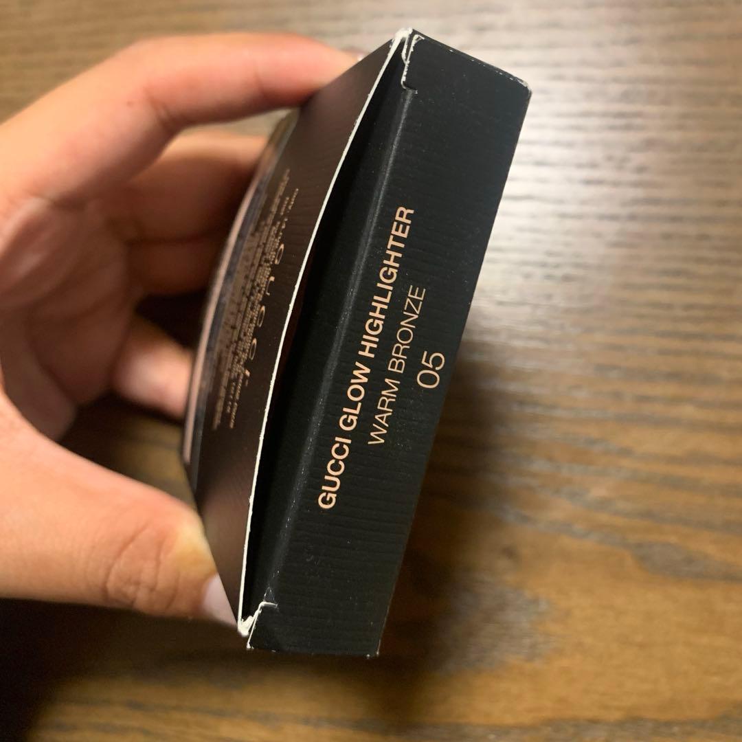 【新品未使用】GUCCI グロウハイライター ウォームブロンズ