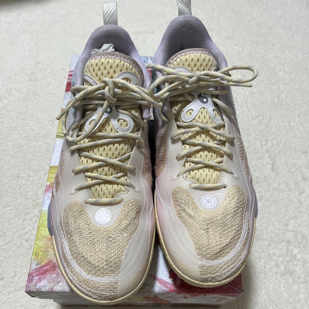 バスケットボールシューズ 女性用 ホワイト/ブルー/ピンク