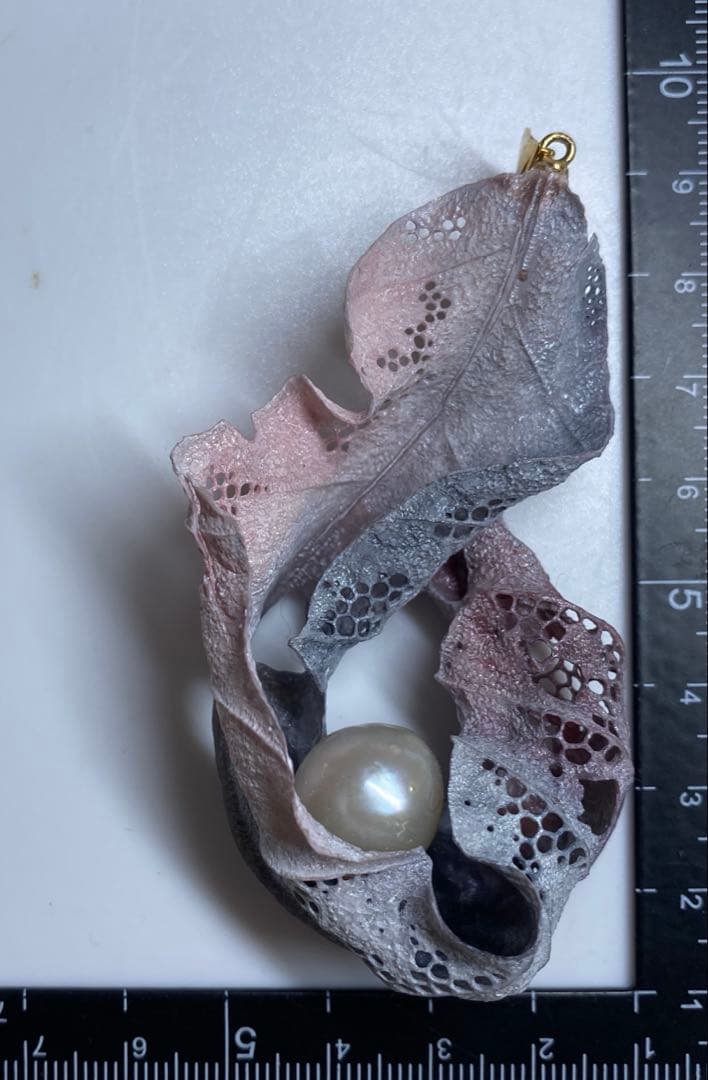 専用　耕堂作　K18刻印大金具　本真珠大玉枯葉ネックレストップ　共箱　13.5g