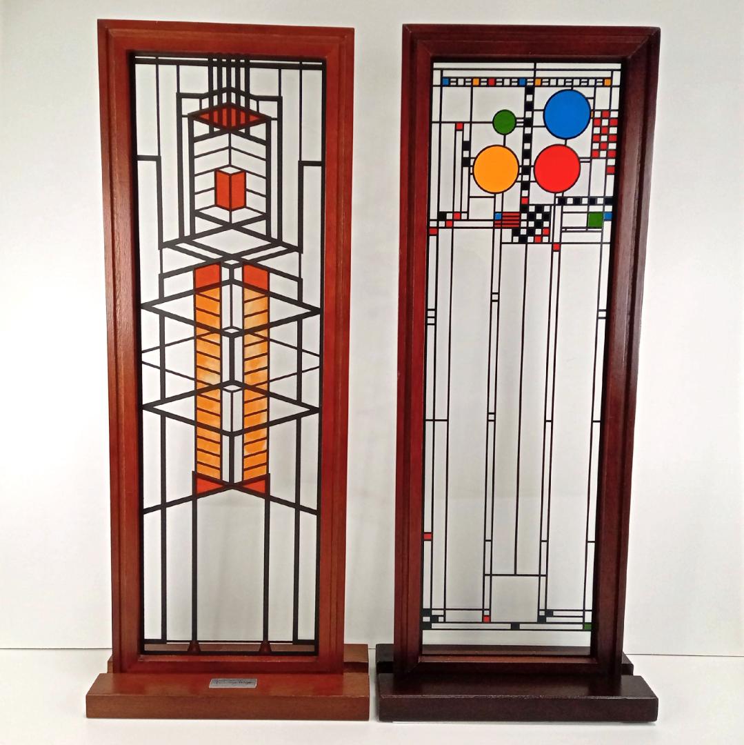 フランクロイドライト ステンドグラス木製枠2枚パレード＆ロビー邸