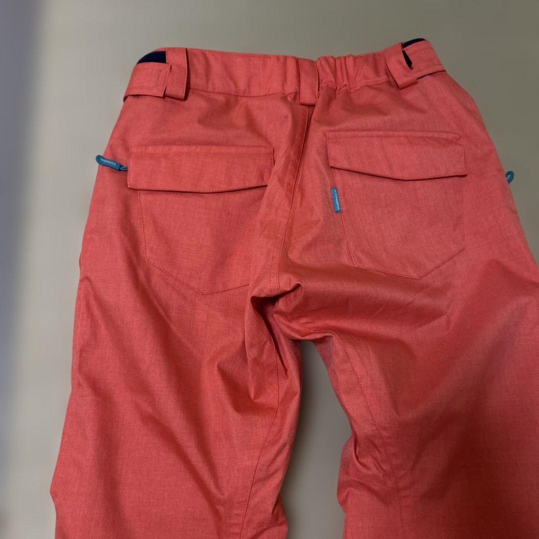 スノーボード　スキー　ウェアセット（ジャケット・パンツ）