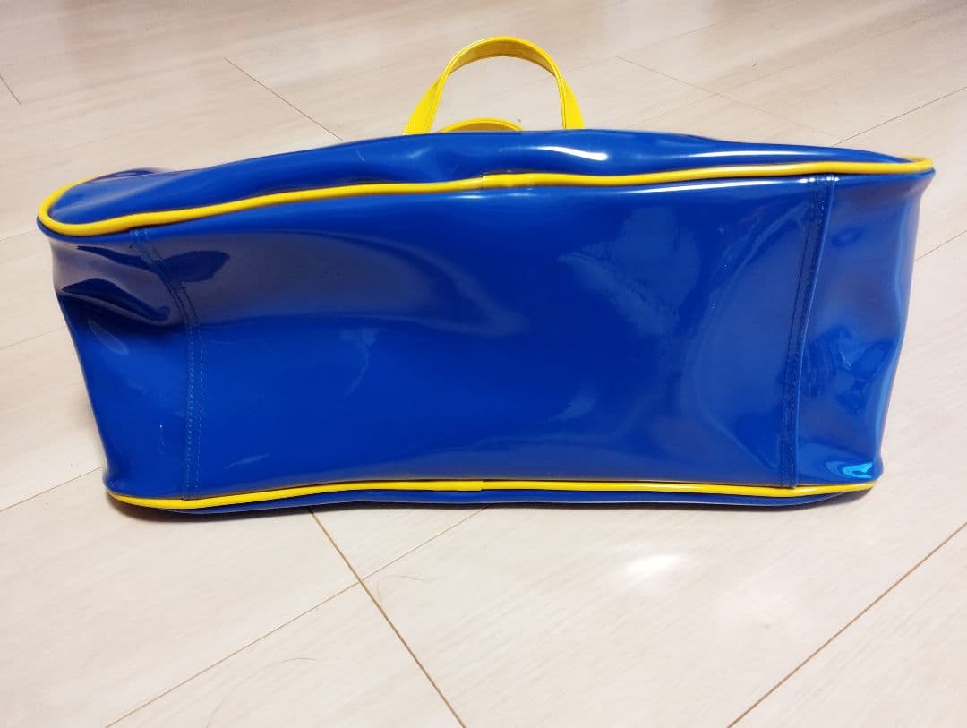 横浜ベイスターズ　大洋ホエールズ エナメルバッグ DeNA70周年記念 ホッシー