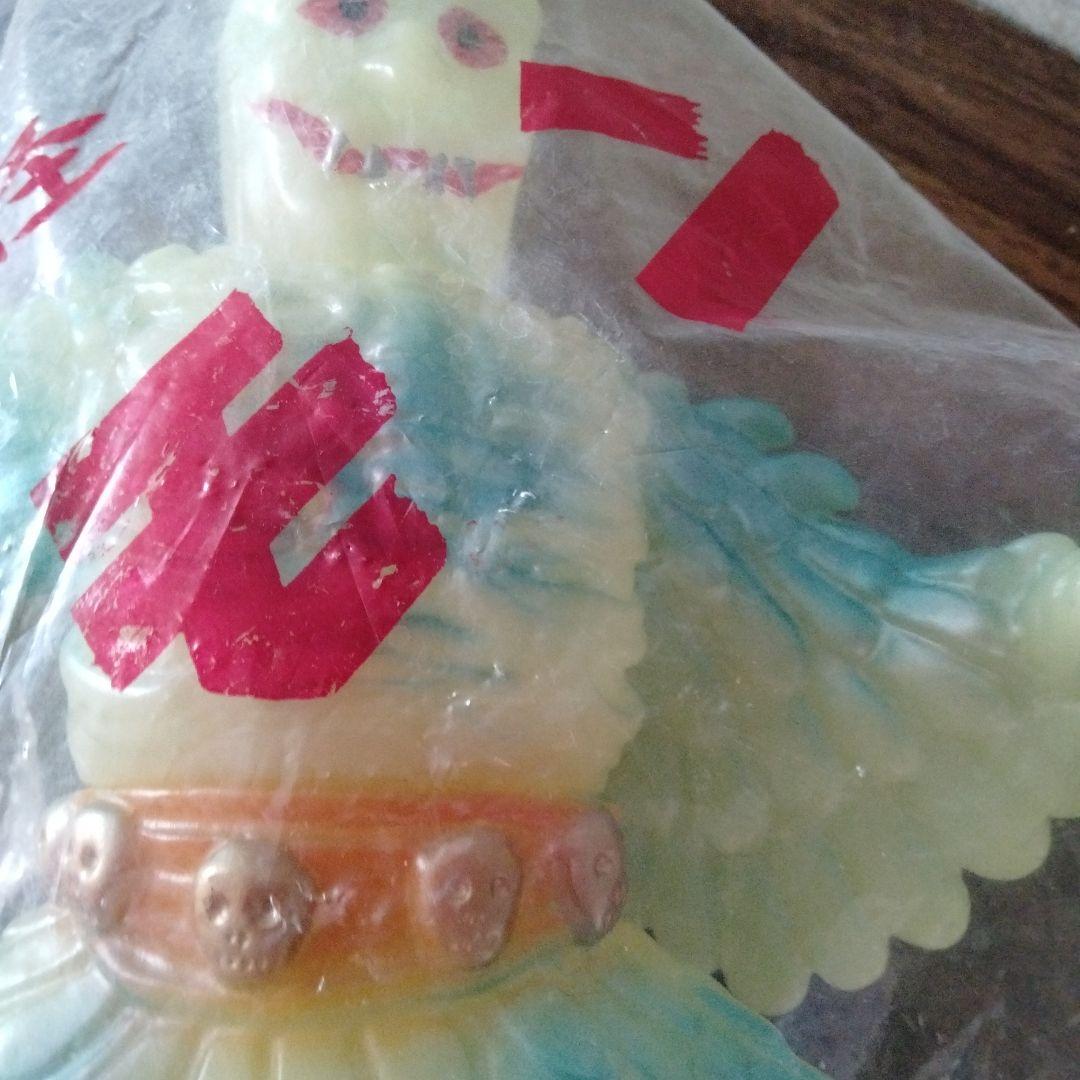 未開封吸血妖怪ダイモン ソフビ 蓄光タイプ Ｍ１号ソフト怪獣シリーズ