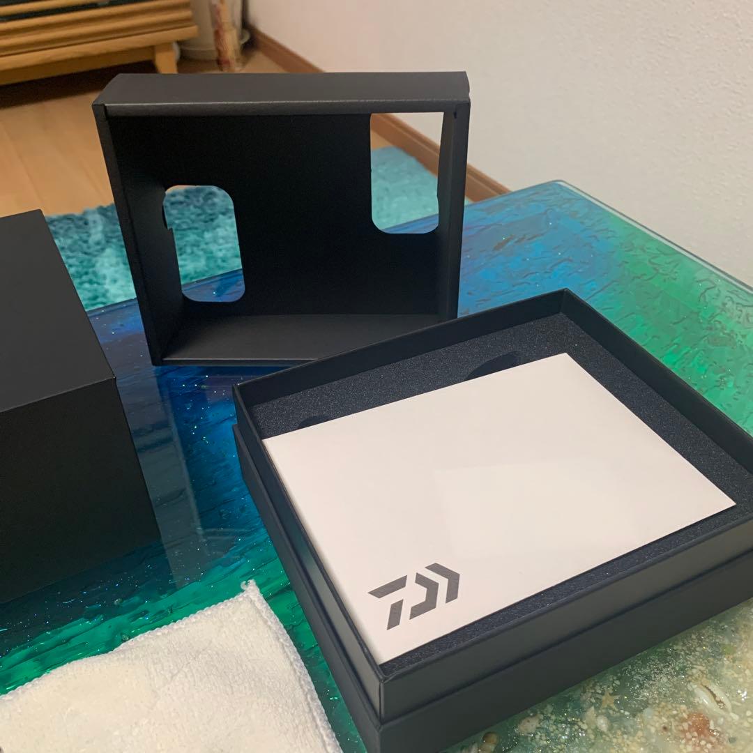 極美品ダイワDAIWA　22EXIST　LT-2500S-H