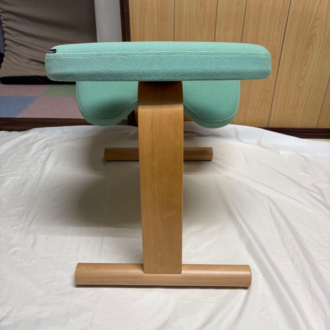 サカモトハウス バランスイージー 姿勢矯正 イス 学習 チェア 清掃済み