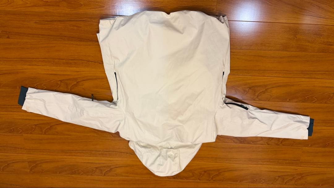 43degreesセットアップ　ホワイト　ビブパンツ ダボっときれます！