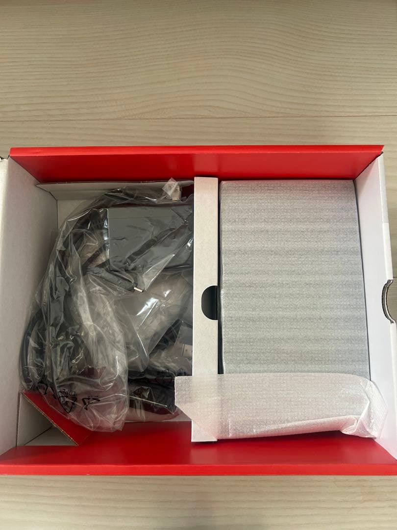 【専用】 Nintendo Switch 本体　付属品　プロコン　ケースセット