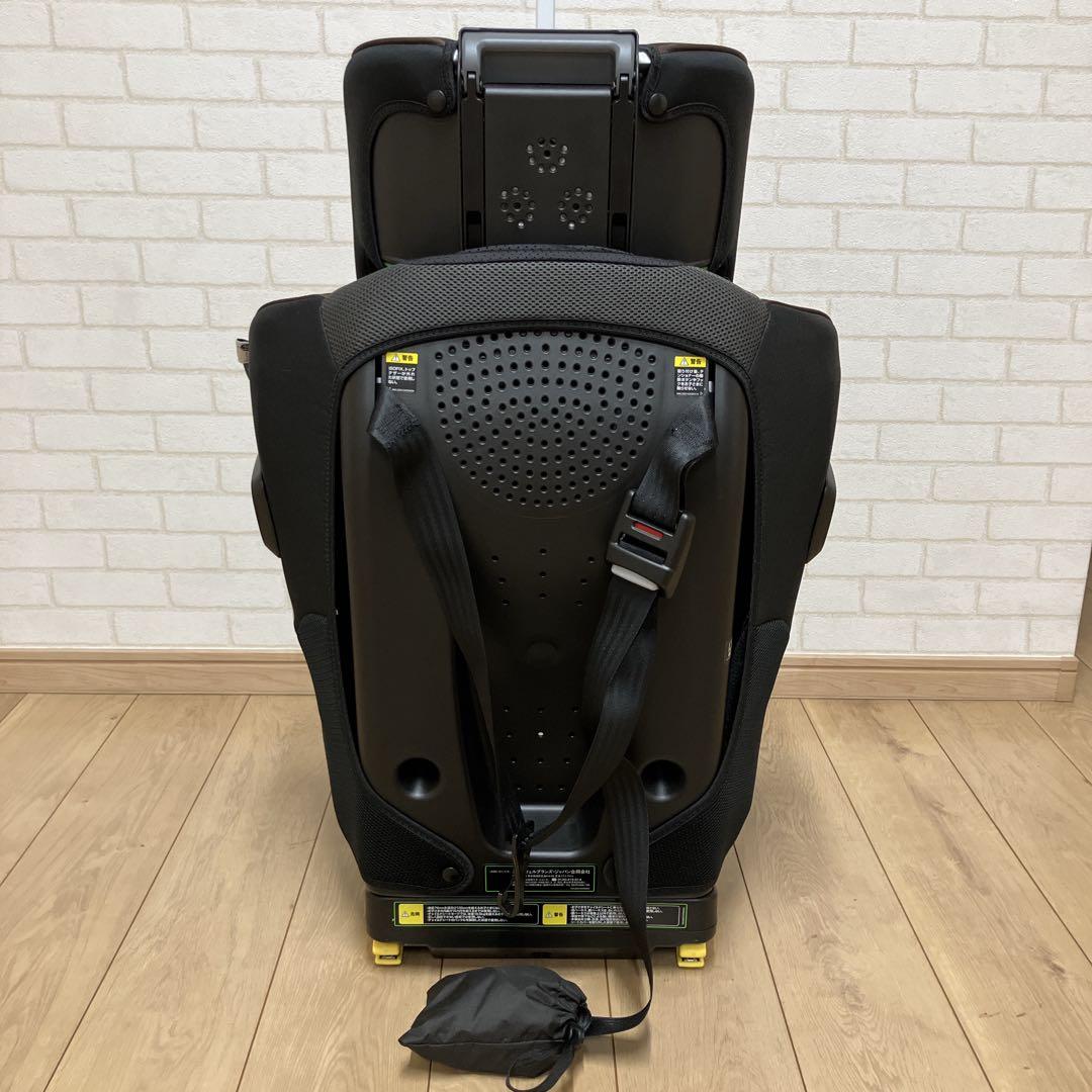 Aprica アップリカ フォームフィット　ISOFIX セーフティープラス