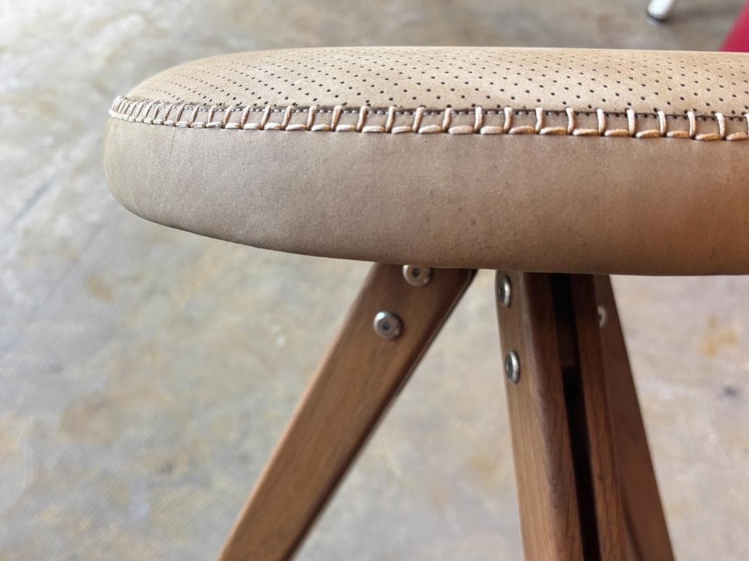 ファーガス スツール / FERGUS / CRASH GATE / 関家具 - メルカリ