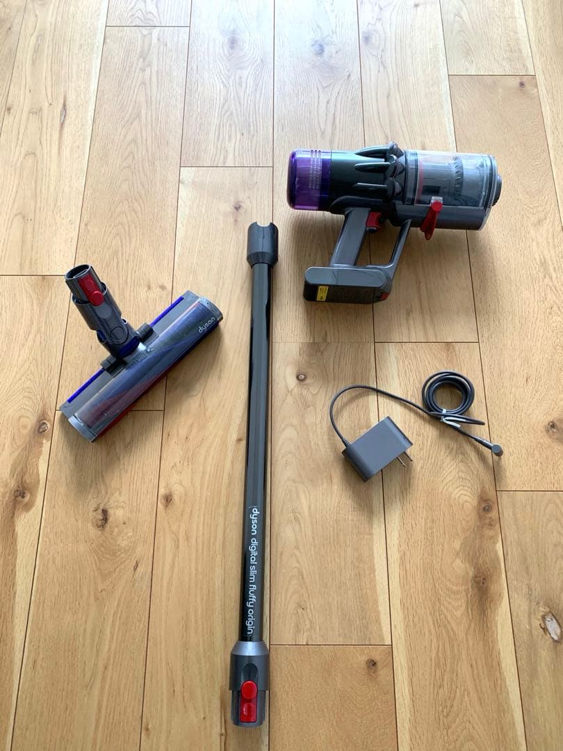 【ジャンク】Dyson Digital Slim Fluffy SV18