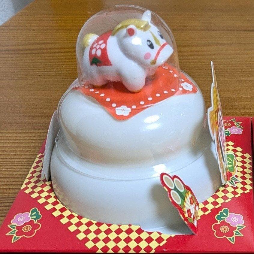 未開封 たいまつ食品 鏡餅 フィギュア付き 白馬 2026 開運 福招き