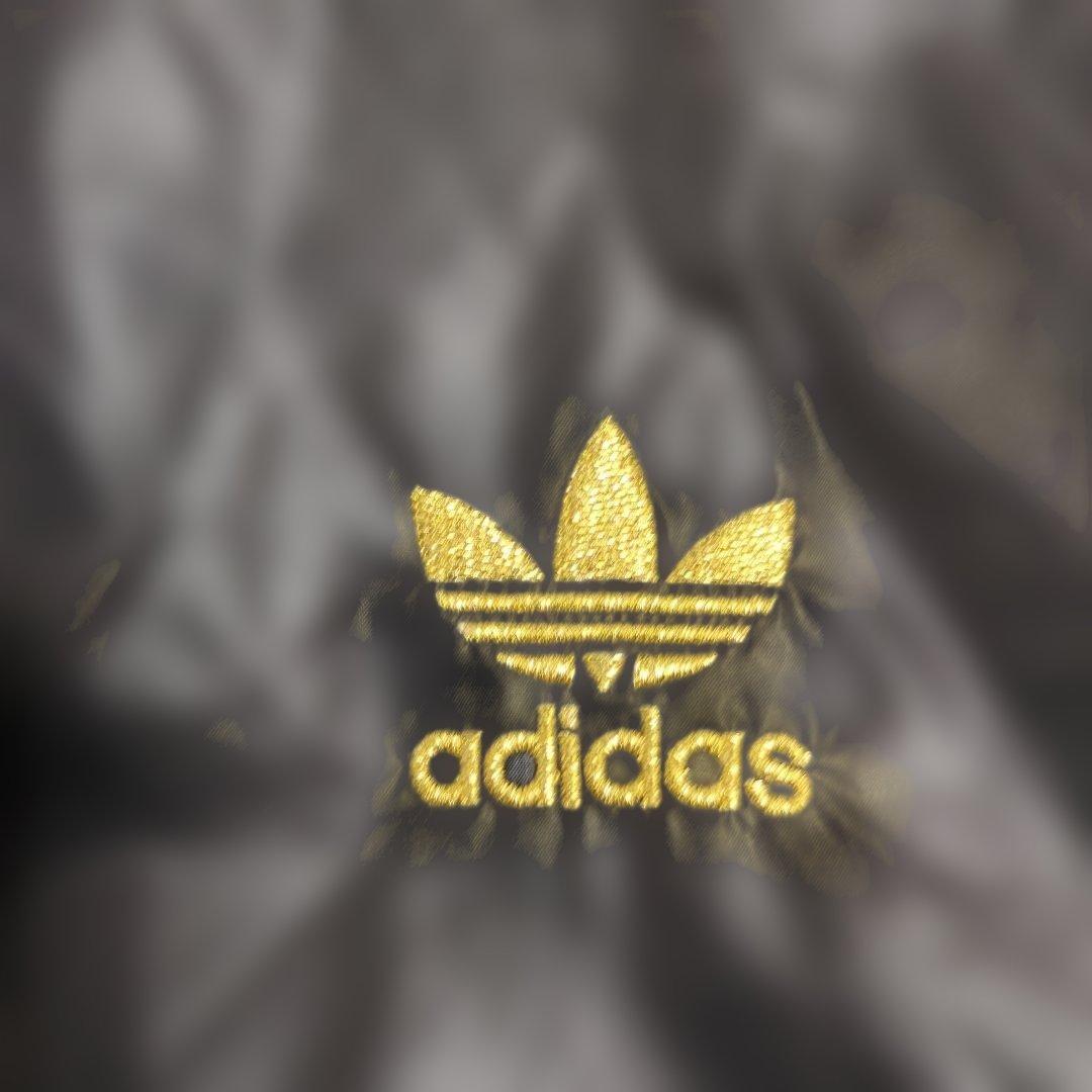 アディダス　ナイロンジャケット　ゴールド　レオパード　トレフォイル　O